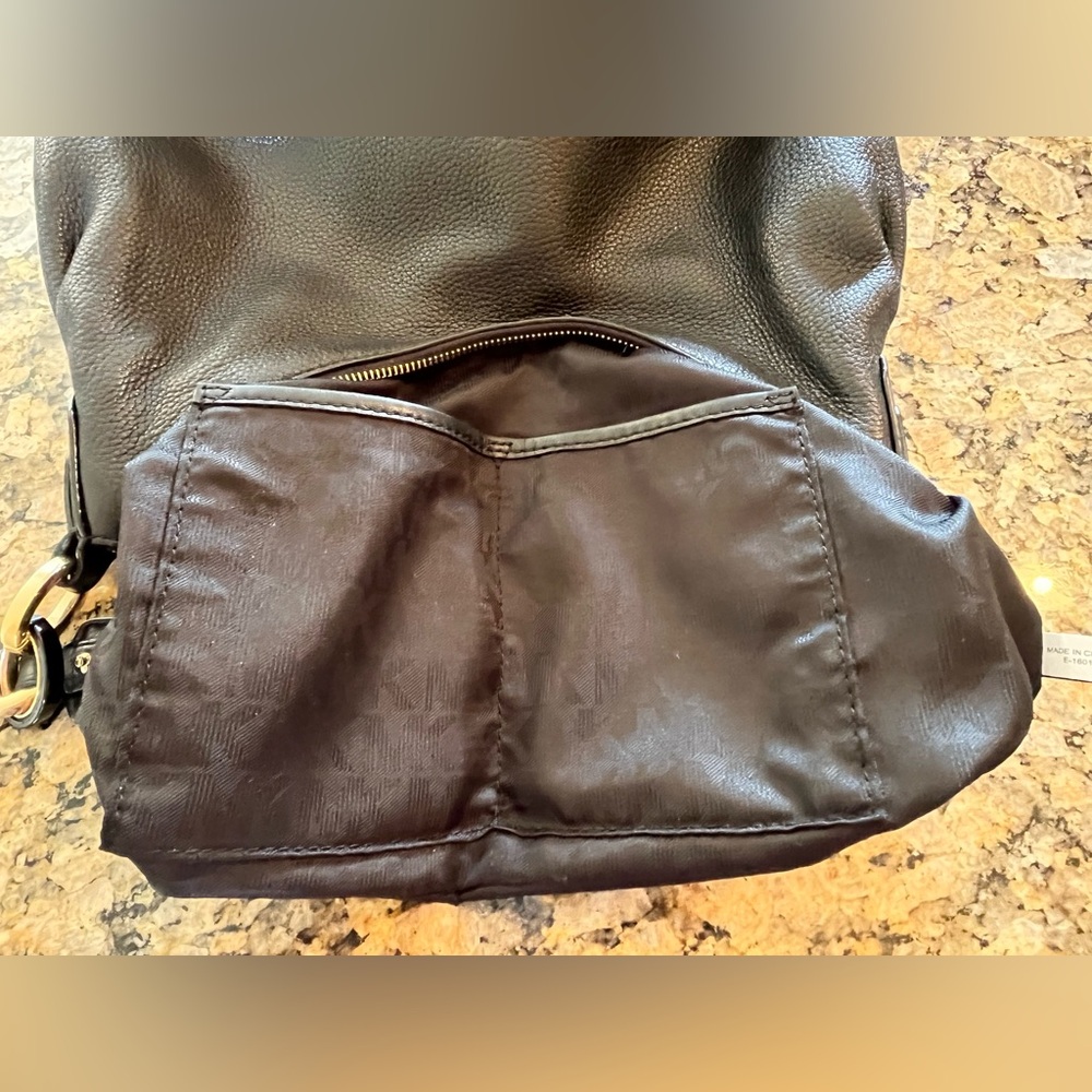 Michael Kors black leather shoulder bag - Picture 10 of 10
